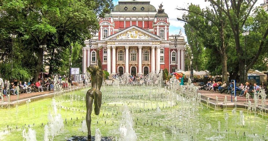 Bohohome Next To The Main Street Sofia Extérieur photo